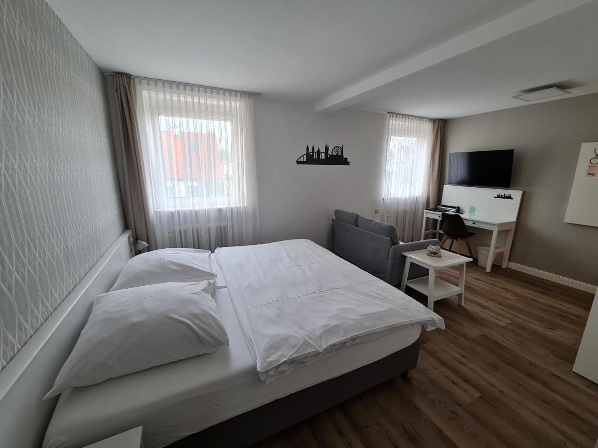 City Hotel Franziska Штраубінг Екстер'єр фото