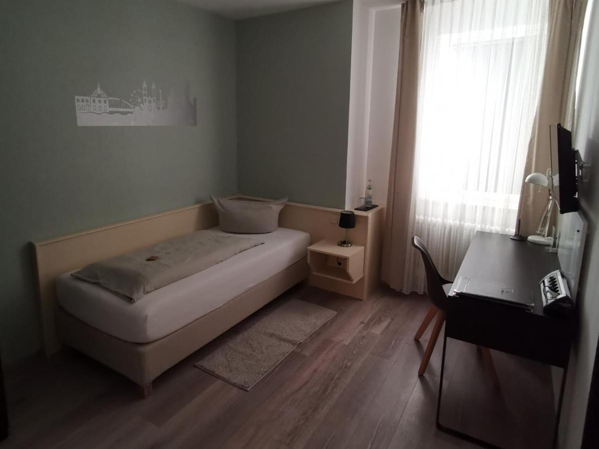 City Hotel Franziska Штраубінг Екстер'єр фото
